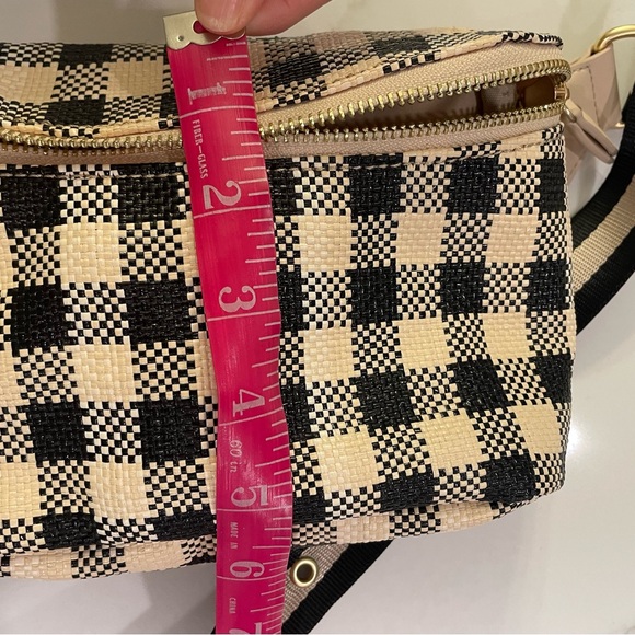 L*Space Black and Cream Women's Fanny Pack - Picture 10 of 12